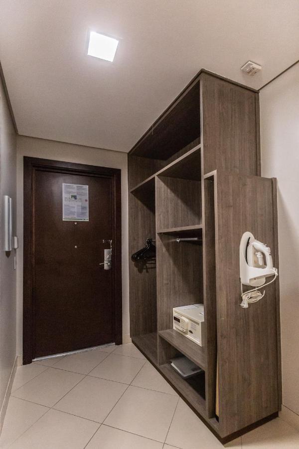 Hotel Inter Cuiaba מראה חיצוני תמונה A room at the hotel