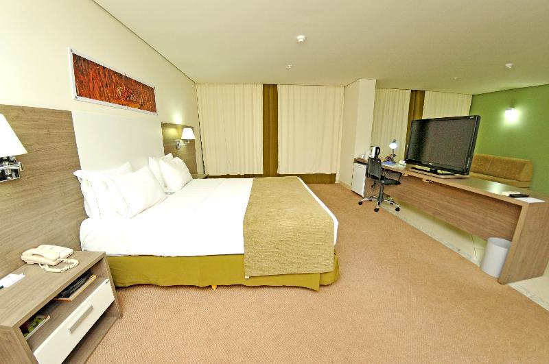 Hotel Inter Cuiaba מראה חיצוני תמונה A room at the hotel